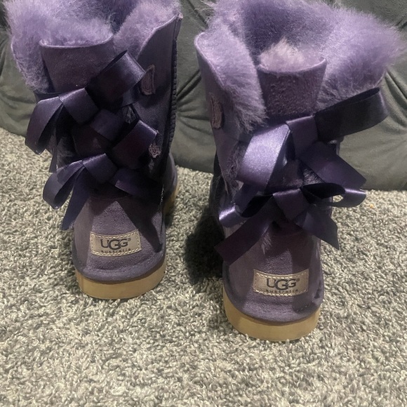 Girls purple Bailey Bow UGGs size US 5 - Picture 5 of 14